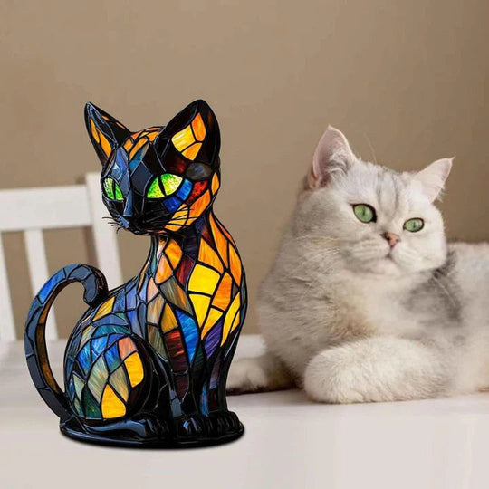 猫デザインのテーブルランプ　手作りで居心地の良い雰囲気を演出