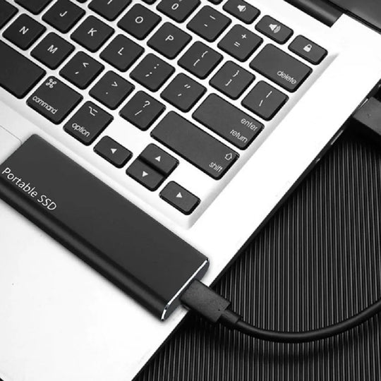 外付けハードドライブ 4TB USB-C ポータブルデザイン